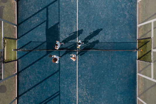 Devenir meilleur au padel : 5 vérités que personne ne dit aux débutants